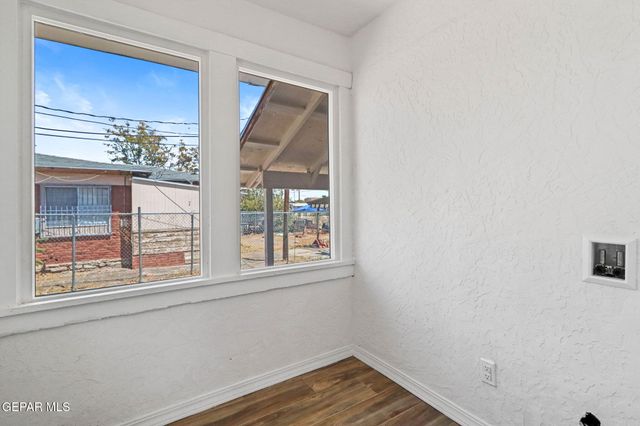 1116 N COPIA Street, El Paso, TX 79903