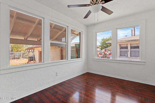 1116 N COPIA Street, El Paso, TX 79903