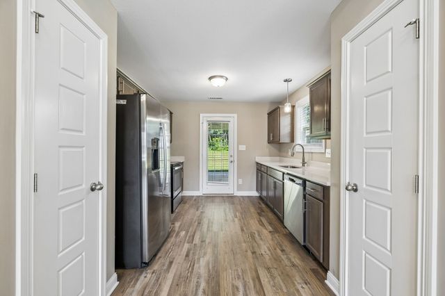 803 Lillian Grace Dr, Clarksville, TN 37043