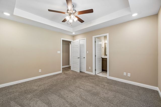 803 Lillian Grace Dr, Clarksville, TN 37043