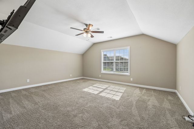 803 Lillian Grace Dr, Clarksville, TN 37043