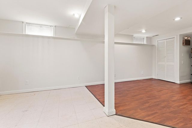 10 Lowell Rd, Westford, MA 01886