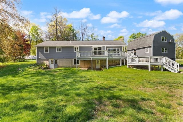10 Lowell Rd, Westford, MA 01886