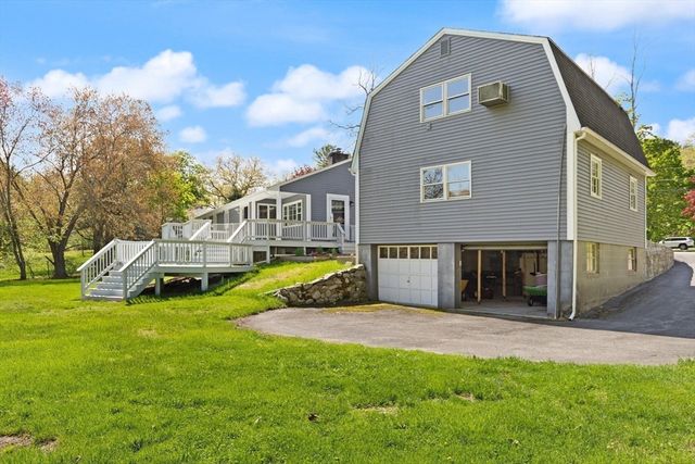 10 Lowell Rd, Westford, MA 01886