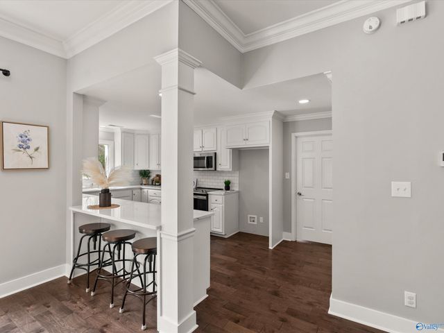 202 N Briarwood Road, Athens, AL 35613