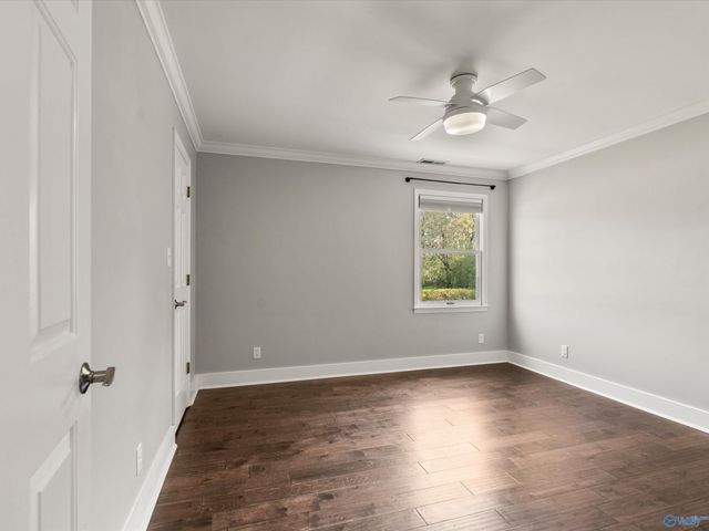 202 N Briarwood Road, Athens, AL 35613