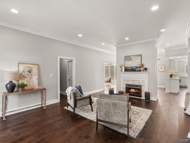 202 N Briarwood Road, Athens, AL 35613