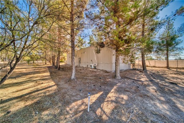 6210 Hawkins Way, Pahrump, NV 89061