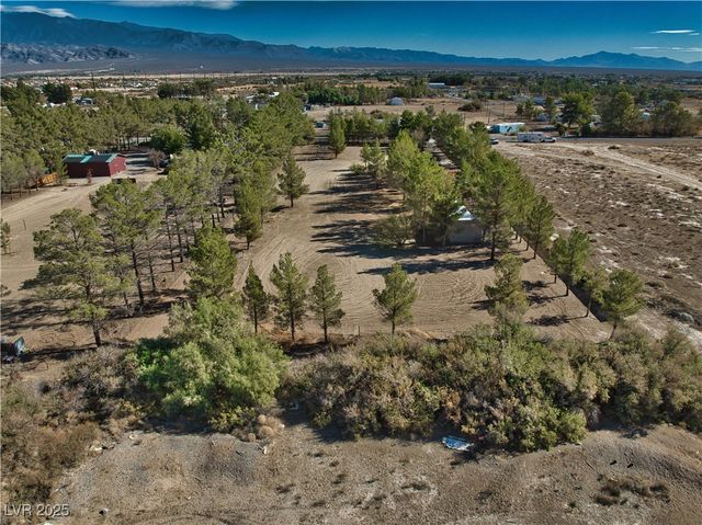 6210 Hawkins Way, Pahrump, NV 89061