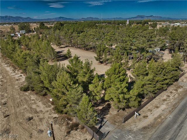 6210 Hawkins Way, Pahrump, NV 89061