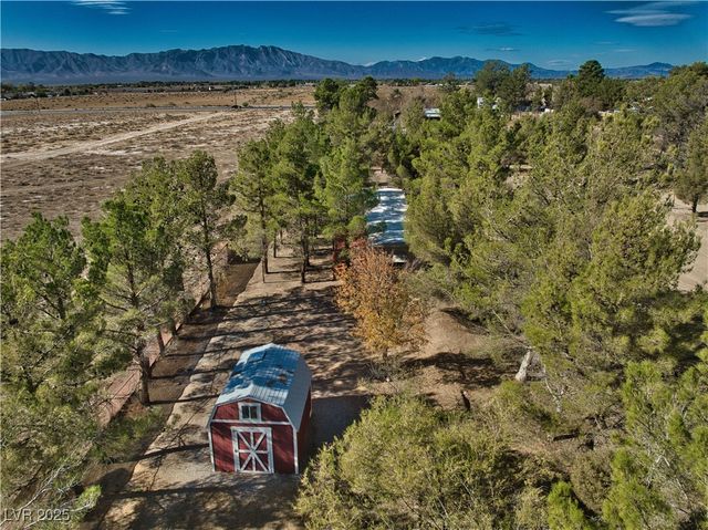 6210 Hawkins Way, Pahrump, NV 89061