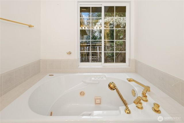 4719 61st Avenue W, Tacoma, WA 98466