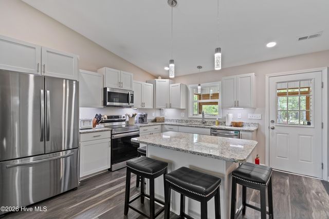 2618 Brittle Star Circle, Supply, NC 28462