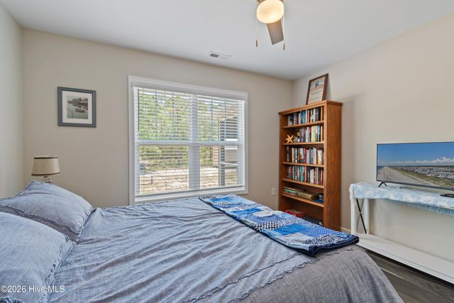 2618 Brittle Star Circle, Supply, NC 28462