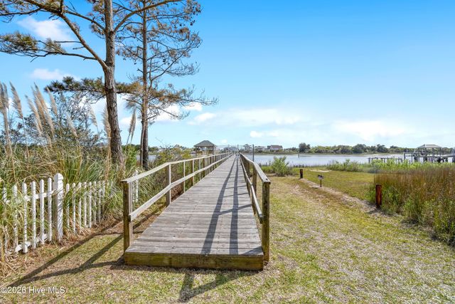 2618 Brittle Star Circle, Supply, NC 28462