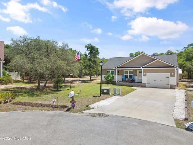 2618 Brittle Star Circle, Supply, NC 28462