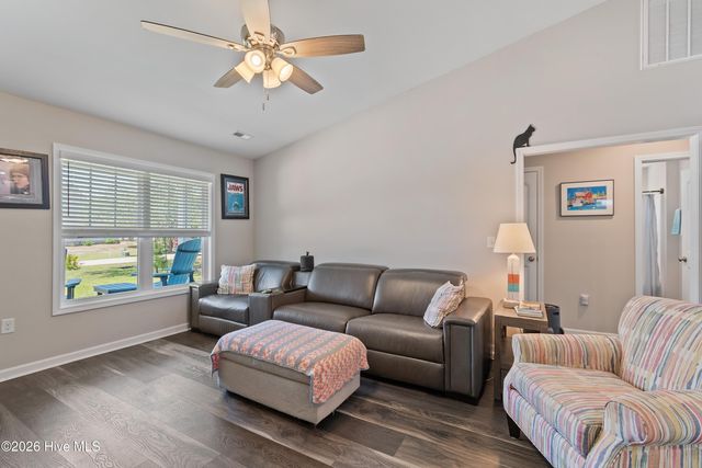 2618 Brittle Star Circle, Supply, NC 28462