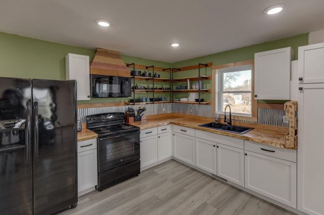 1350 Big Bear Lane SW, Backus, MN 56435