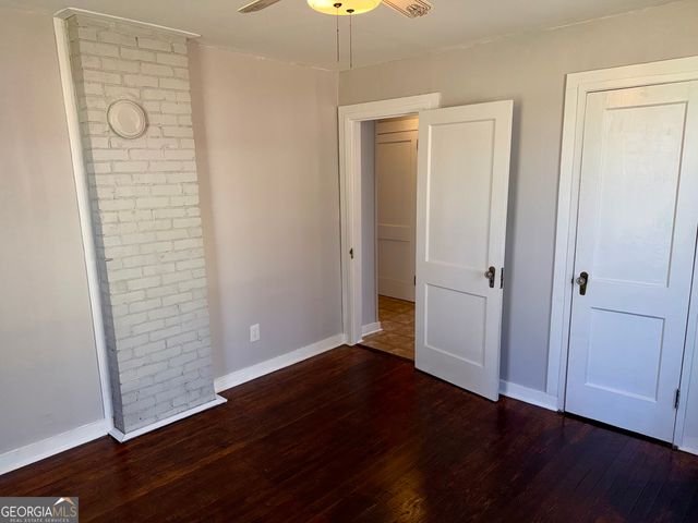 196 College Avenue, Elberton, GA 30635