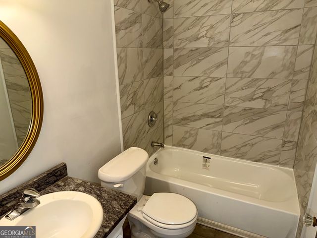 196 College Avenue, Elberton, GA 30635