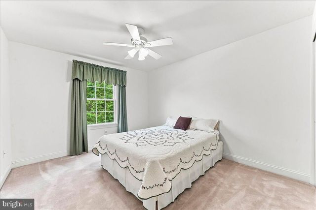 506 CHAMPIONSHIP DR, Harleysville, PA 19438