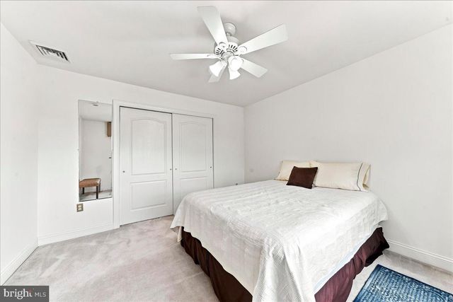 506 CHAMPIONSHIP DR, Harleysville, PA 19438
