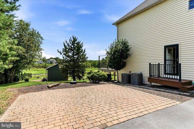 506 CHAMPIONSHIP DR, Harleysville, PA 19438
