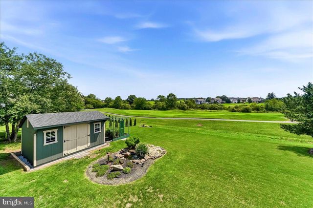 506 CHAMPIONSHIP DR, Harleysville, PA 19438