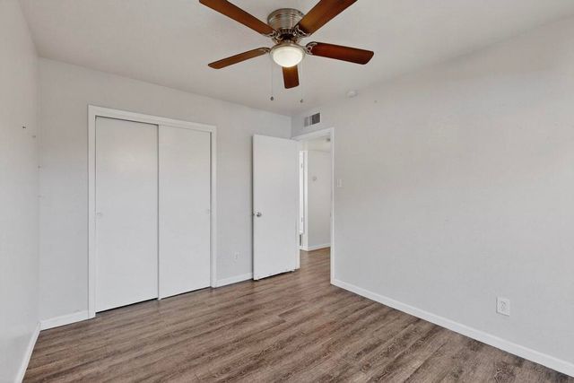 504 Utah Street NE, Albuquerque, NM 87108