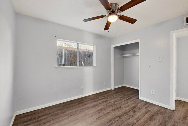 504 Utah Street NE, Albuquerque, NM 87108