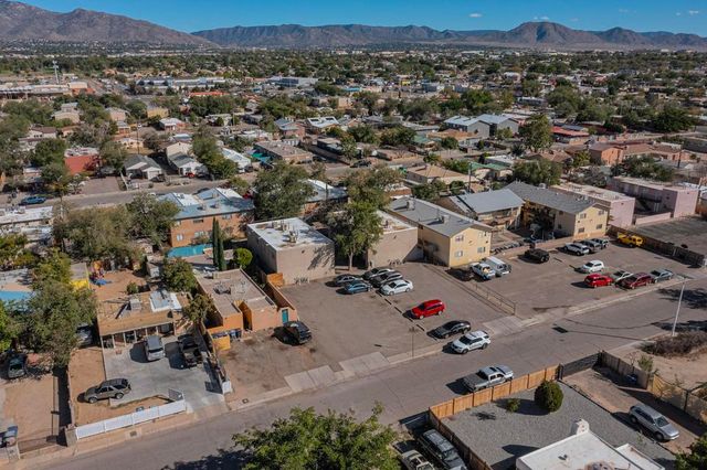 504 Utah Street NE, Albuquerque, NM 87108