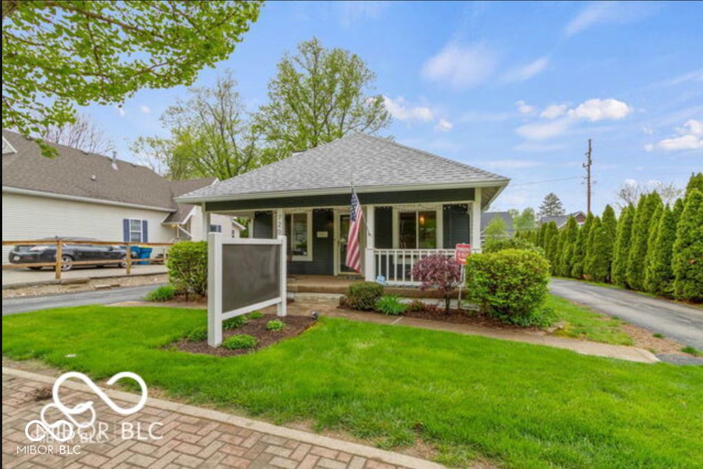 720 N Rangeline Road, Carmel, IN 46032