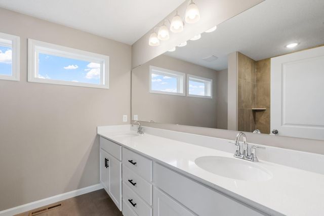 10824 165th Avenue NW, Elk River, MN 55330