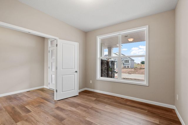 10824 165th Avenue NW, Elk River, MN 55330