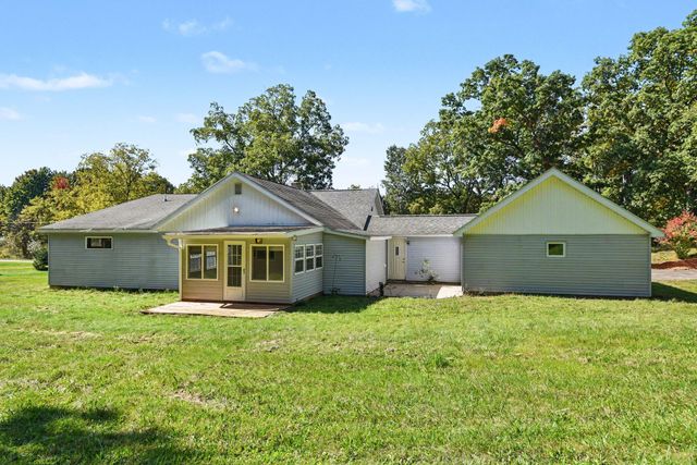 21864 Waubascon Road, Bedford Twp, MI 49017