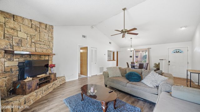 10388 ARROW LAKES Drive E, Jacksonville, FL 32257