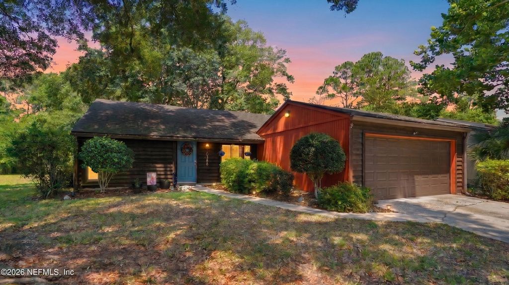 10388 ARROW LAKES Drive E, Jacksonville, FL 32257