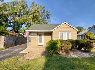 8913 Central Avenue, Oak Lawn, IL 60453