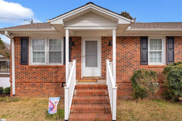 701 Ikes Road, Taylors, SC 29687