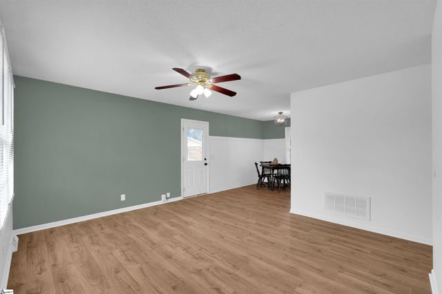 701 Ikes Road, Taylors, SC 29687