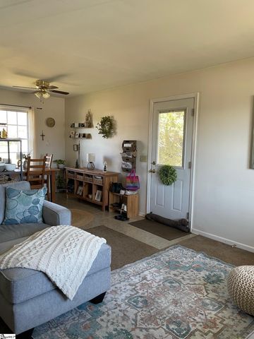 701 Ikes Road, Taylors, SC 29687