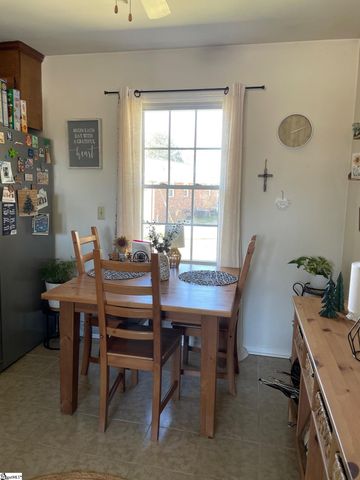 701 Ikes Road, Taylors, SC 29687