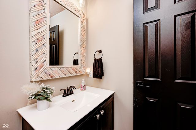 7172 Eagle Cove Drive N, Indianapolis, IN 46254