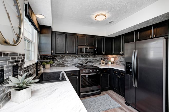 7172 Eagle Cove Drive N, Indianapolis, IN 46254