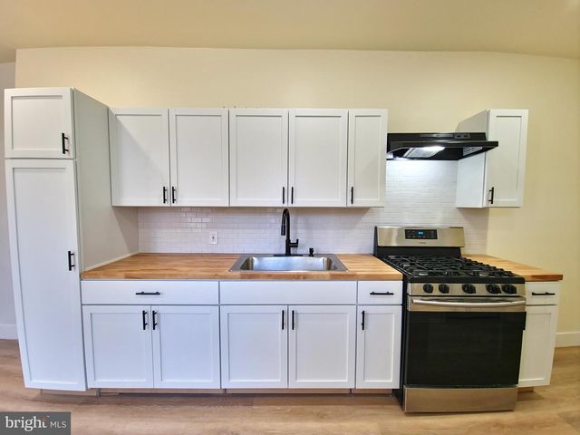 100 NEVERSINK ST, Reading, PA 19602