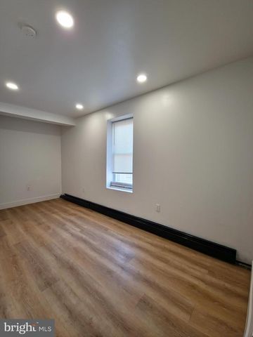 100 NEVERSINK ST, Reading, PA 19602