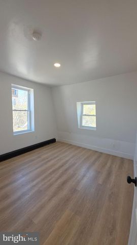 100 NEVERSINK ST, Reading, PA 19602