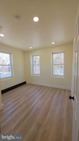 100 NEVERSINK ST, Reading, PA 19602