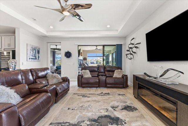 4760 CRESTPOINT WAY, Palmetto, FL 34221