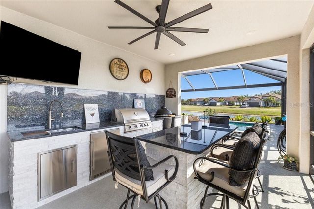 4760 CRESTPOINT WAY, Palmetto, FL 34221